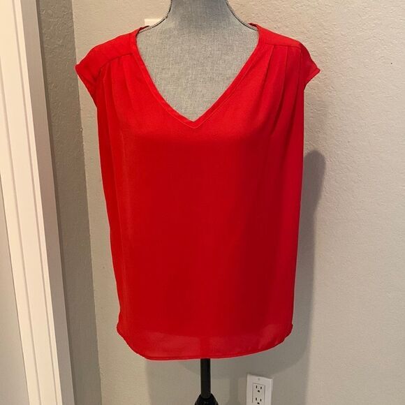 Red Top   - Picture 1 of 6